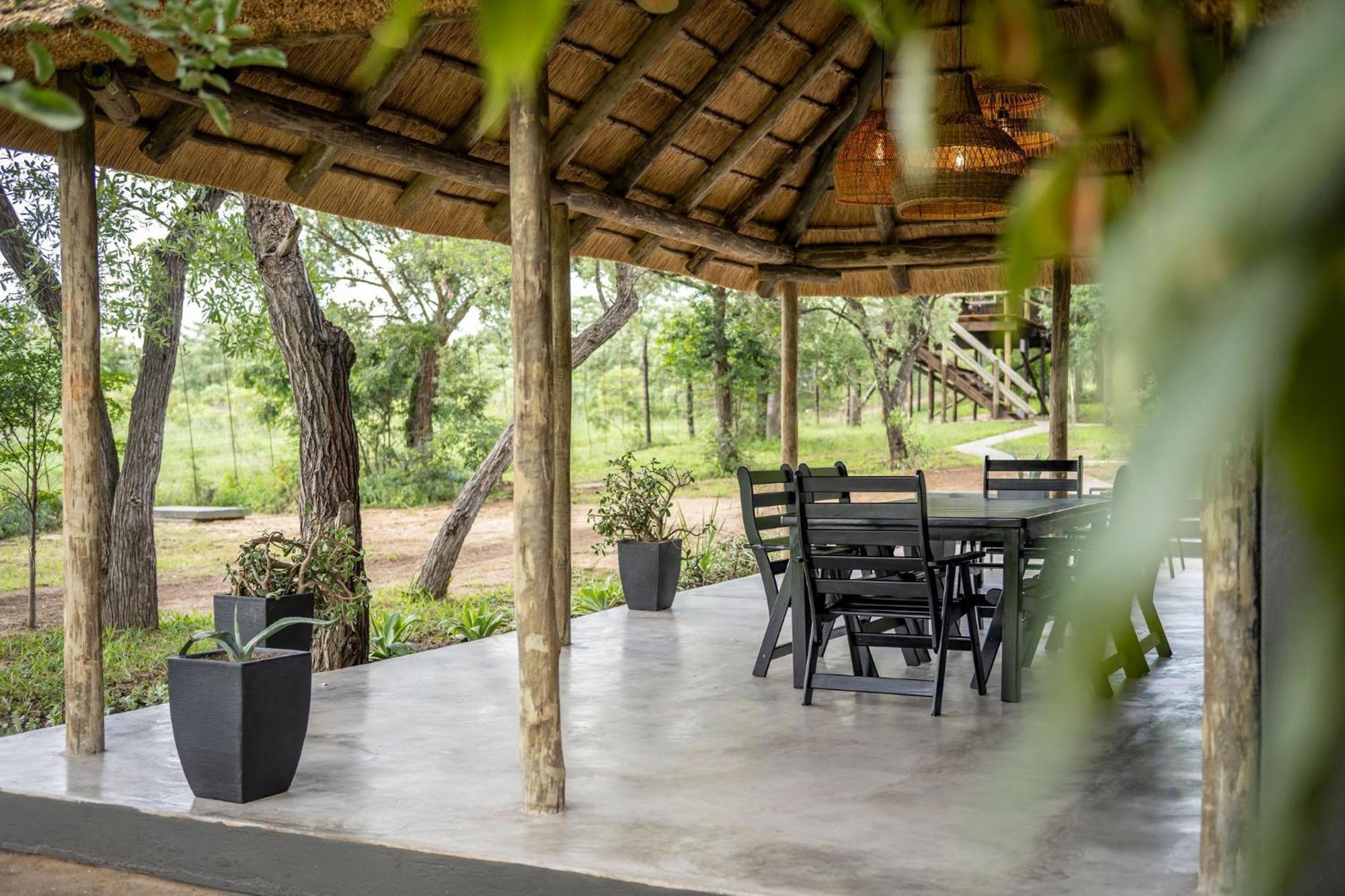 Sunbirds Oasis Lodge Hoedspruit Exterior photo